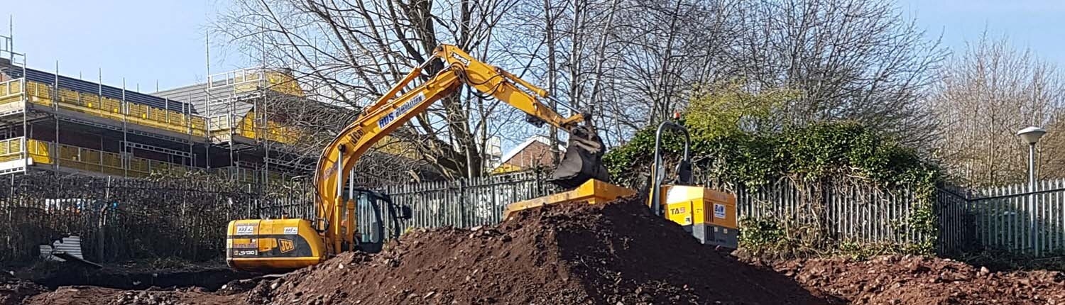 Digging with JCB for Geotechnical Studies